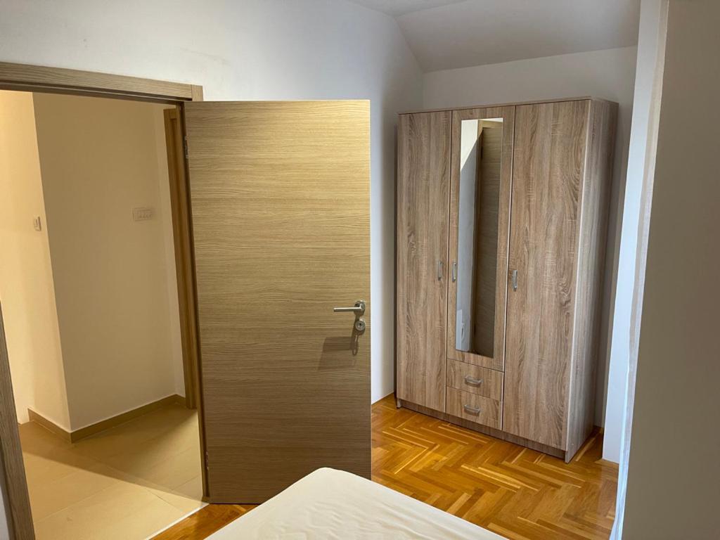 12 Jelena Anzujska Apartment