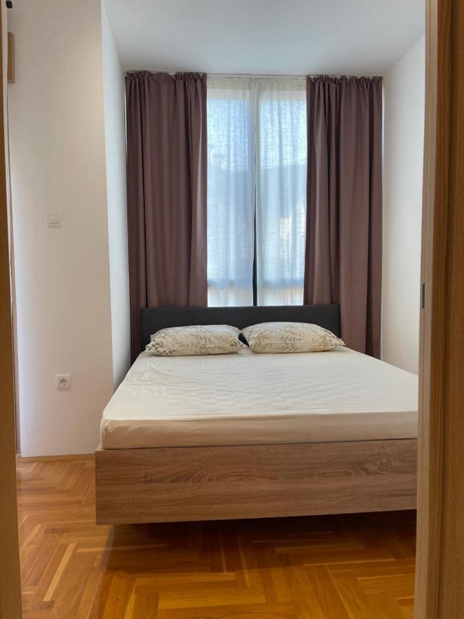 12 Jelena Anzujska Zlatibor